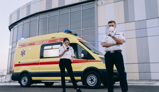 富民救护车转运病人算来回费用吗？
